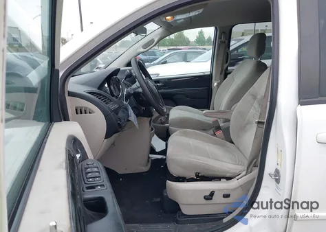 2012 Dodge Grand Caravan Sxt z USA, uszkodzony, nr VIN 2C4RDGCG1CR274833